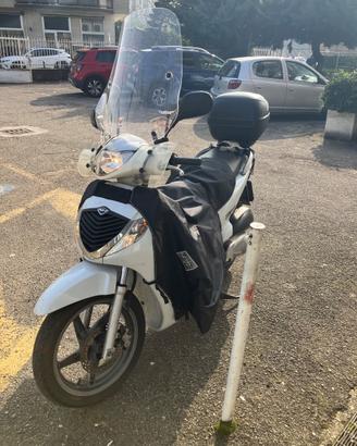 Honda SH 150i 150cc – 2008 – 24.000 km