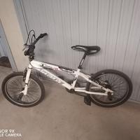  BMX bicicletta 