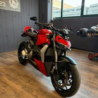 Ducati Street Fighter v2
