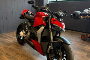 Ducati Street Fighter v2