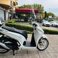 HONDA SH 350 PASSAGGIO GARANZIA TAGLIANDO INCLUS