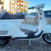 vespa 50 special Bianca