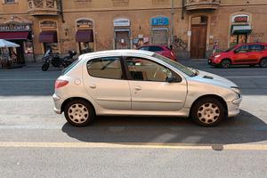 Peugeot 206 - APERTI AD AGOSTO