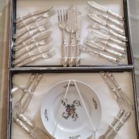 Set posate da dolce con piatto