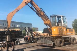 LIEBHERR a924 c hd escavatore caricatore gommato