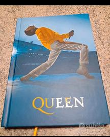 quaderno a5. copertina rigida. QUEEN
