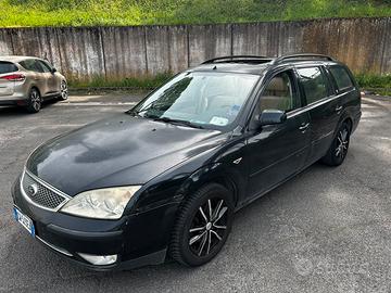 Ford Mondeo 02/2005 Ghia