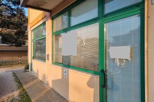 Privato Uso Per ufficio ho negozio 62 mq