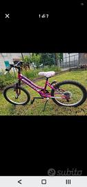 Bicicletta Bimba MONTANA 20" + casco