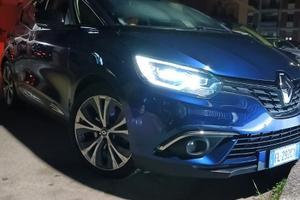 Renault scenic 2017
