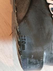 Scarponi danneggiati