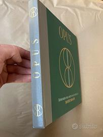 Opus Monigrafia sulla pallina da golf