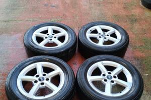 Cerchi e gomme Audi q2 da 215/60/16