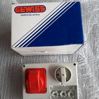 Prese Cee 3 poli + terra 380V 16A