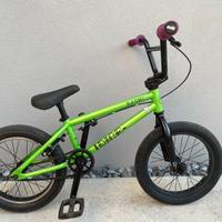 Bmx Radio Dice 16”