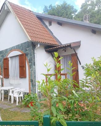 VILLA SINGOLA A PONZONE