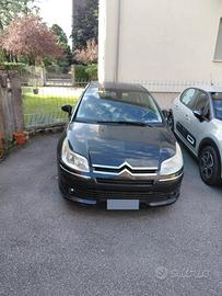 C4 berlina