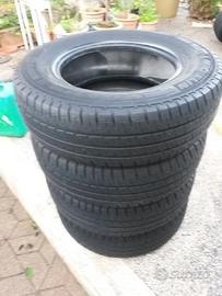 gomme 215 70 15 da carico michelin