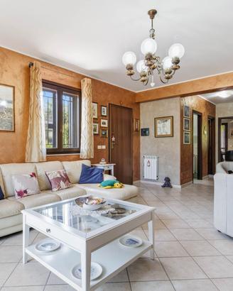 Rif.GS50- villa a schiera viagrande