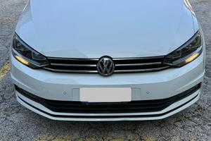 Touran 7 posti  /Bianco /Manuale 2019