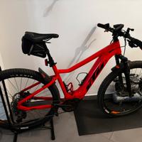 E-MTB Mountain bike MTB bici elettrica KTM