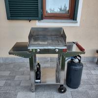 Barbecue a gas in acciaio da esterno