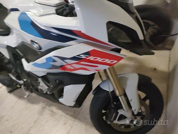 BMW s 1000 xr