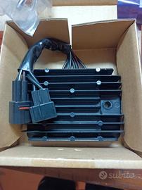 regolatore di tensione Suzuki gsxr 750 k8 