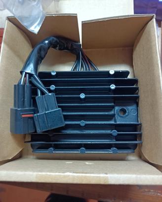 regolatore di tensione Suzuki gsxr 750 k8 