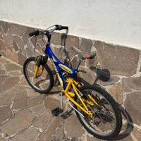 Bici MTB full suspension bambino