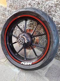 CERCHIO RUOTA POSTERIORE KTM DUKE 125 2011 GOMMA