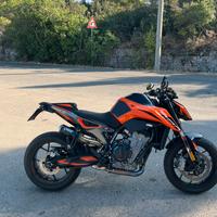 Ktm duke 790