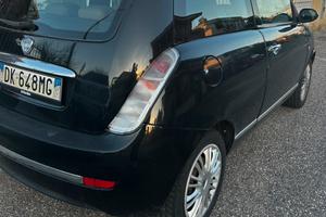 Lanca Ypsilon 1.2 benzina