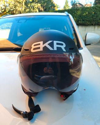 Casco jet BKR