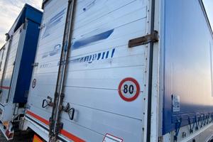 Semirimorchio Centinato Viberti