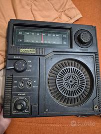 Radio vintag Command