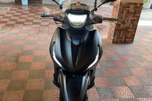 Piaggio Beverly 400