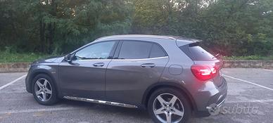 Mercedes GLA 200 D Premium