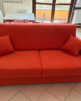 Divano letto arancio