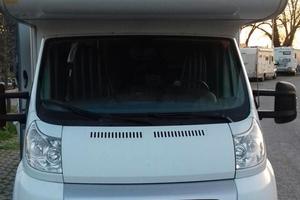 camper mansardato Burstner