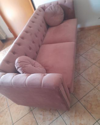 DIVANO CHESTERFIELD 