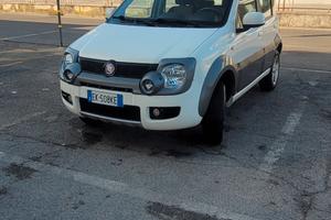 auto Fiat Panda Cross 4x4