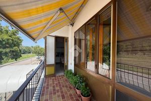 4 LOCALI A BATTAGLIA TERME