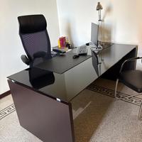 Scrivania per studio