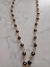 collana di perline blu