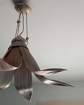 Lampadario etnico in foglie di banano