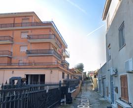 Morena trilocale con balcone e posto auto
