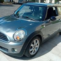 Mini cooper (R56) 1.4 75cv restyling