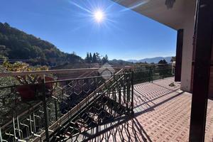 CASA SEMINDIPENDENTE A SARZANA