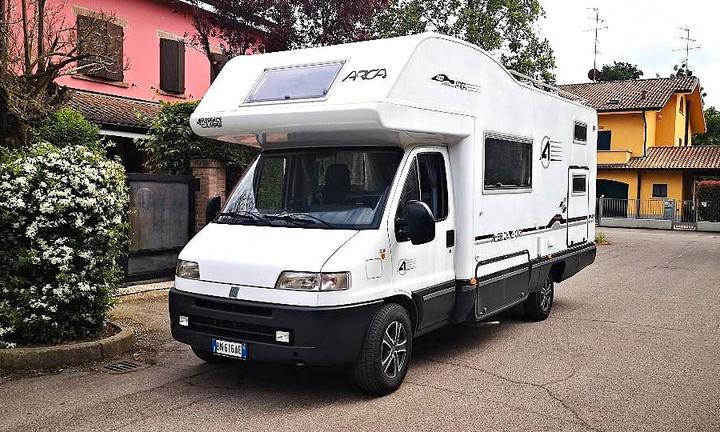 Camper Mansardato ARCA AMERICA 407